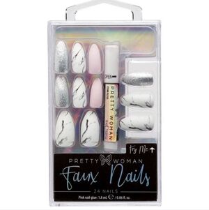Pretty Woman Faux Nails Set